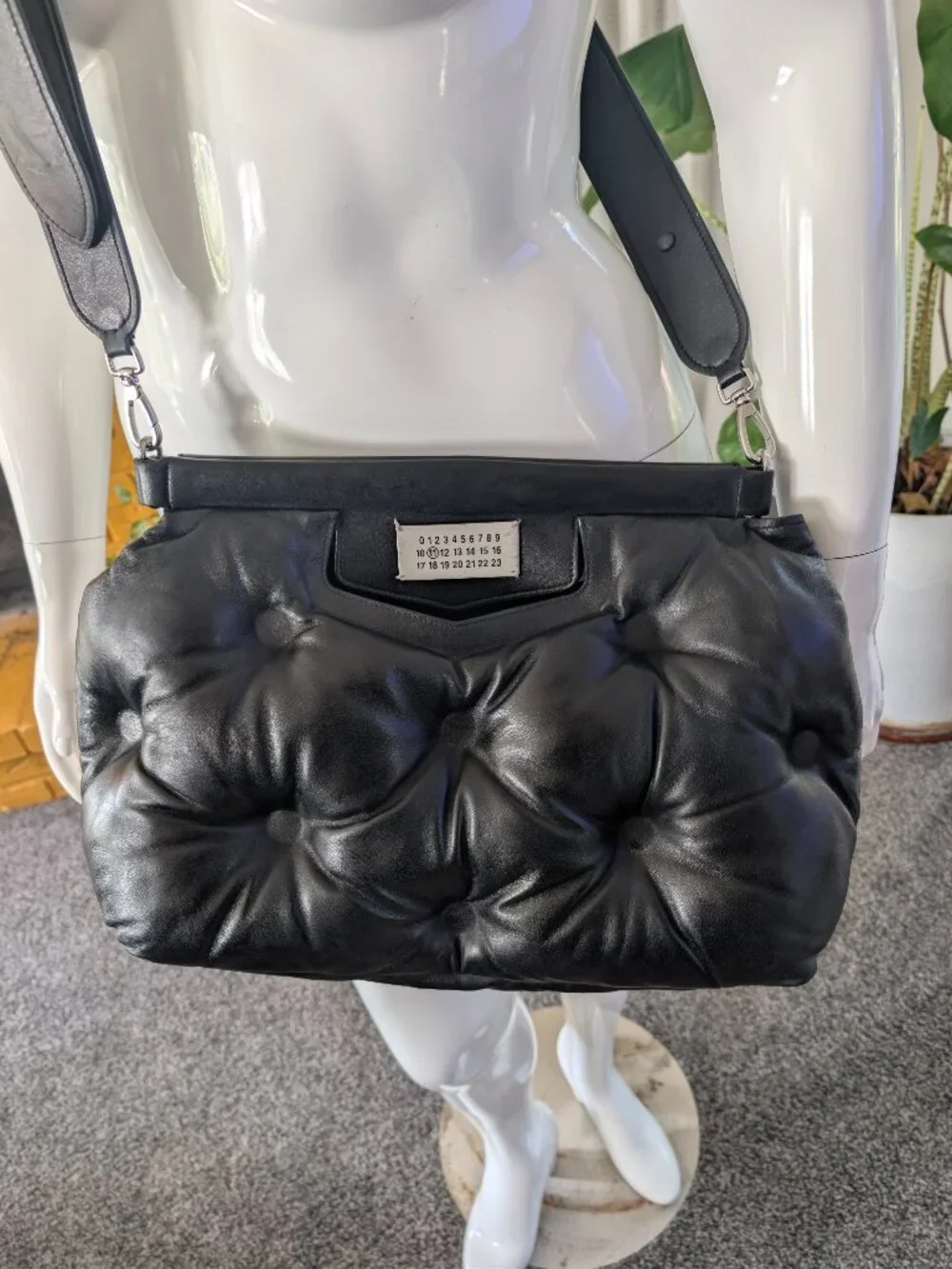 Maison Margiela - Glam Slam Classique Large Quilted Leather Bag, Black - Picture 4 of 11
